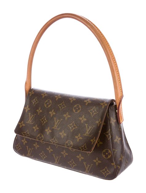 louis vuitton small bag with chain|louis vuitton small square bag.